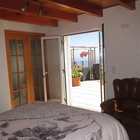 Casa Formiga * Fajã da Ovelha