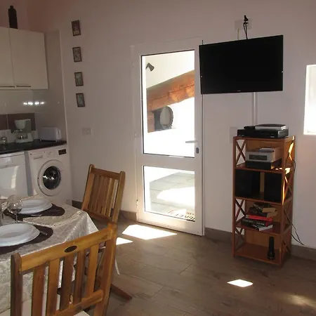 Semesterbostad Casa Formiga Fajã da Ovelha